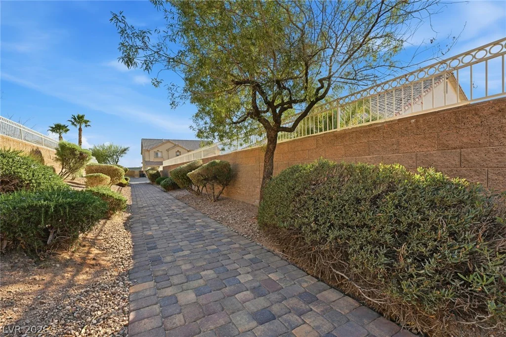 6780 Vintage Highlands, Las Vegas, NV 89110
