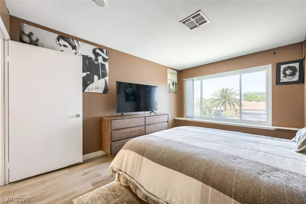 5823 Monroe, Las Vegas, NV 89110