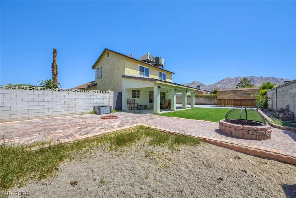 5823 Monroe, Las Vegas, NV 89110