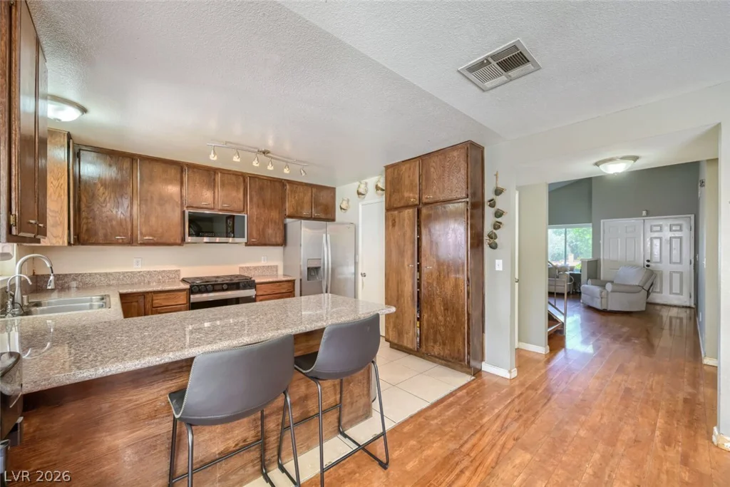 5823 Monroe, Las Vegas, NV 89110