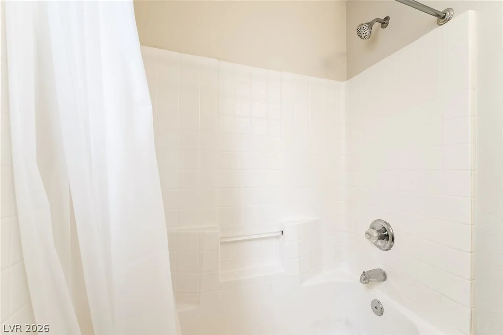 8072 Twain Harte, Las Vegas, NV 89139