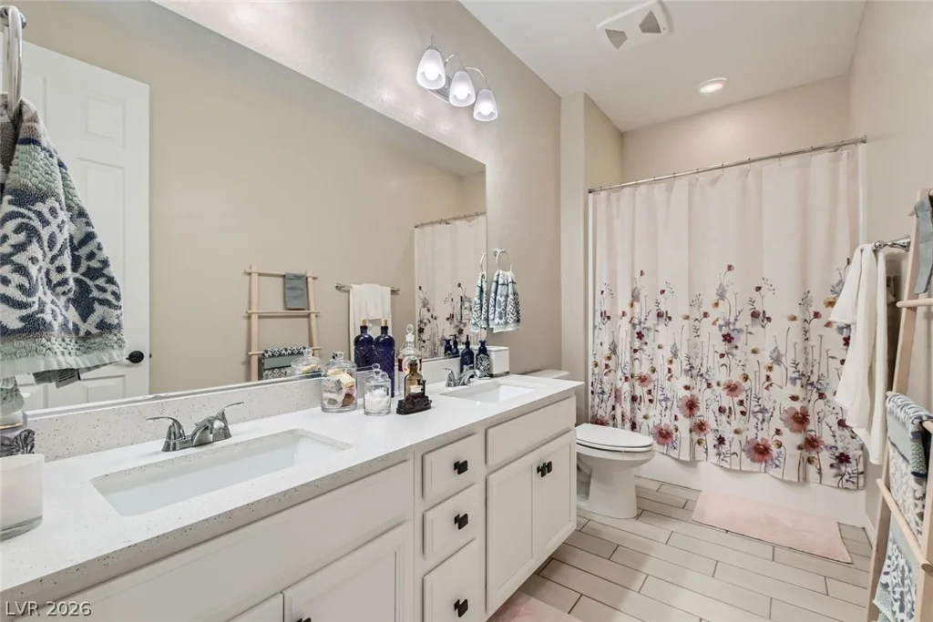 6350 Carsey Crest, North Las Vegas, NV 89031