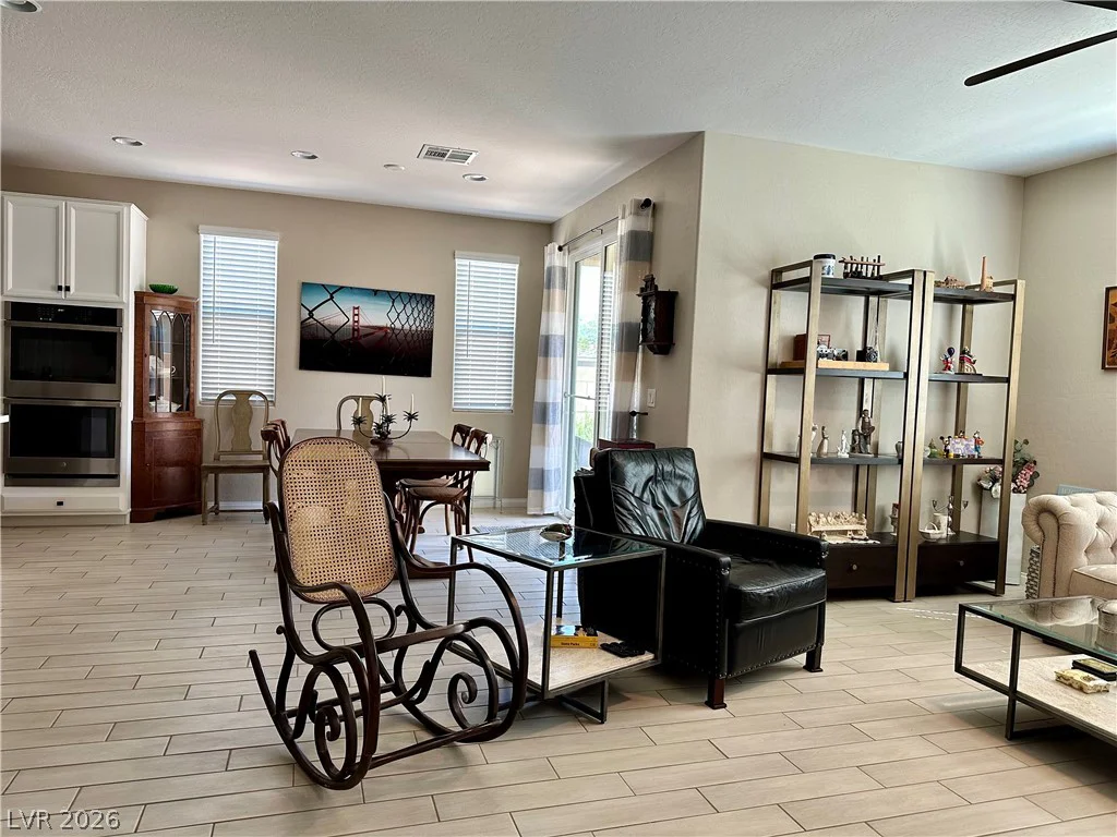 6350 Carsey Crest, North Las Vegas, NV 89031