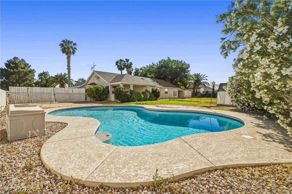 1990 Jim Haworth, Logandale, NV 89021