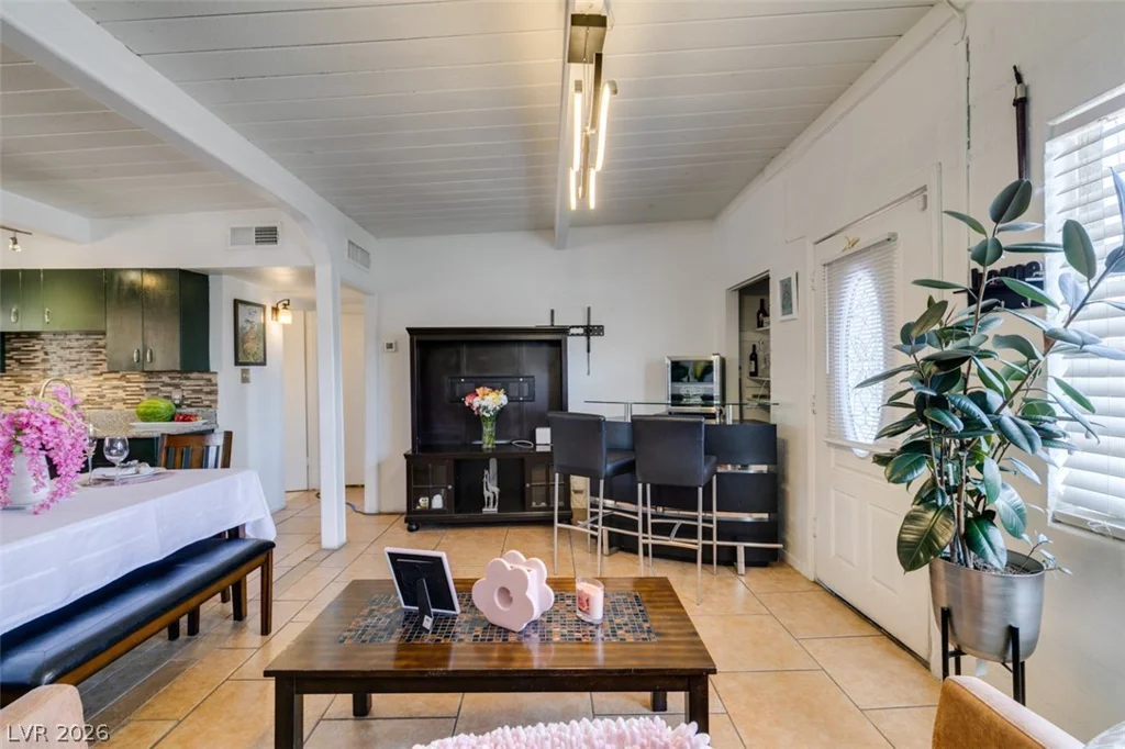 705 Harvard, Las Vegas, NV 89107