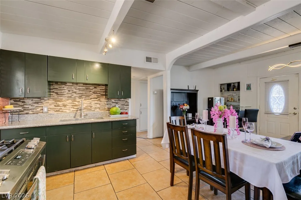 705 Harvard, Las Vegas, NV 89107