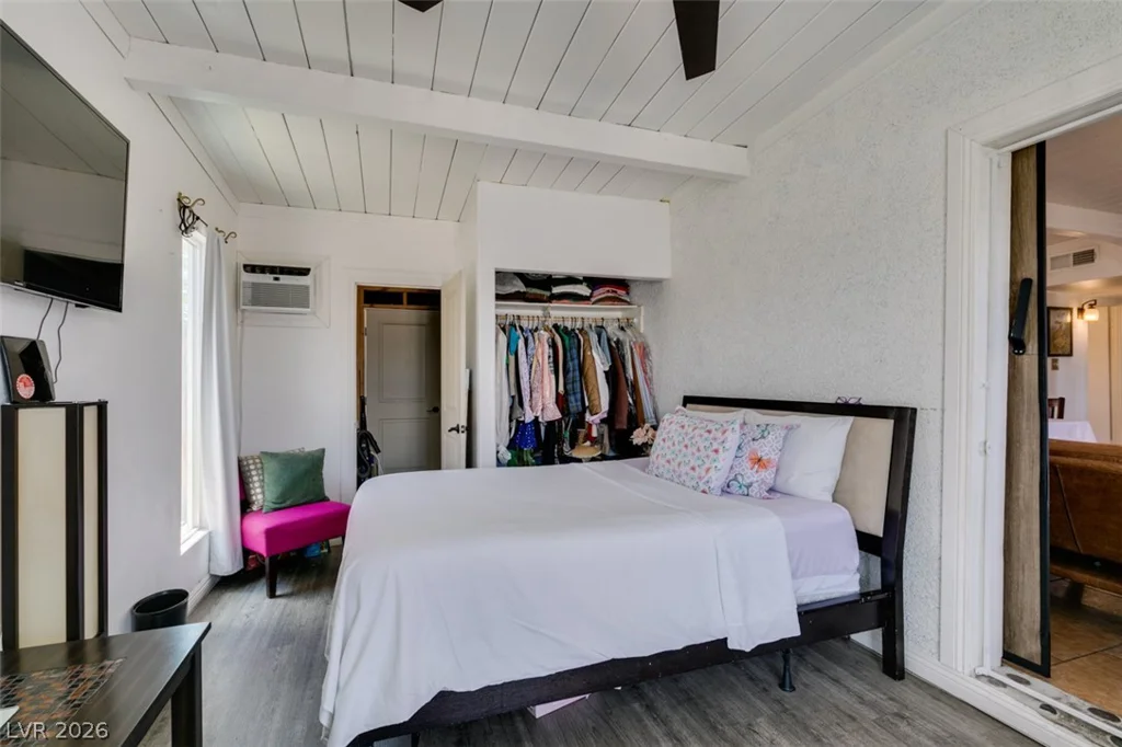 705 Harvard, Las Vegas, NV 89107