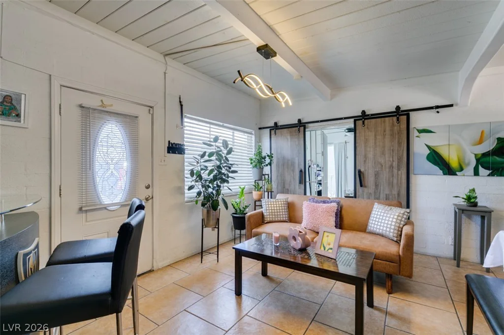 705 Harvard, Las Vegas, NV 89107