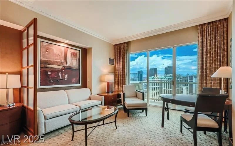 135 Harmon, Las Vegas, NV 89109