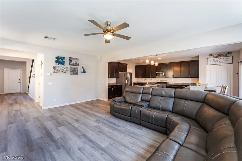 115 Broken Wagon, North Las Vegas, NV 89031