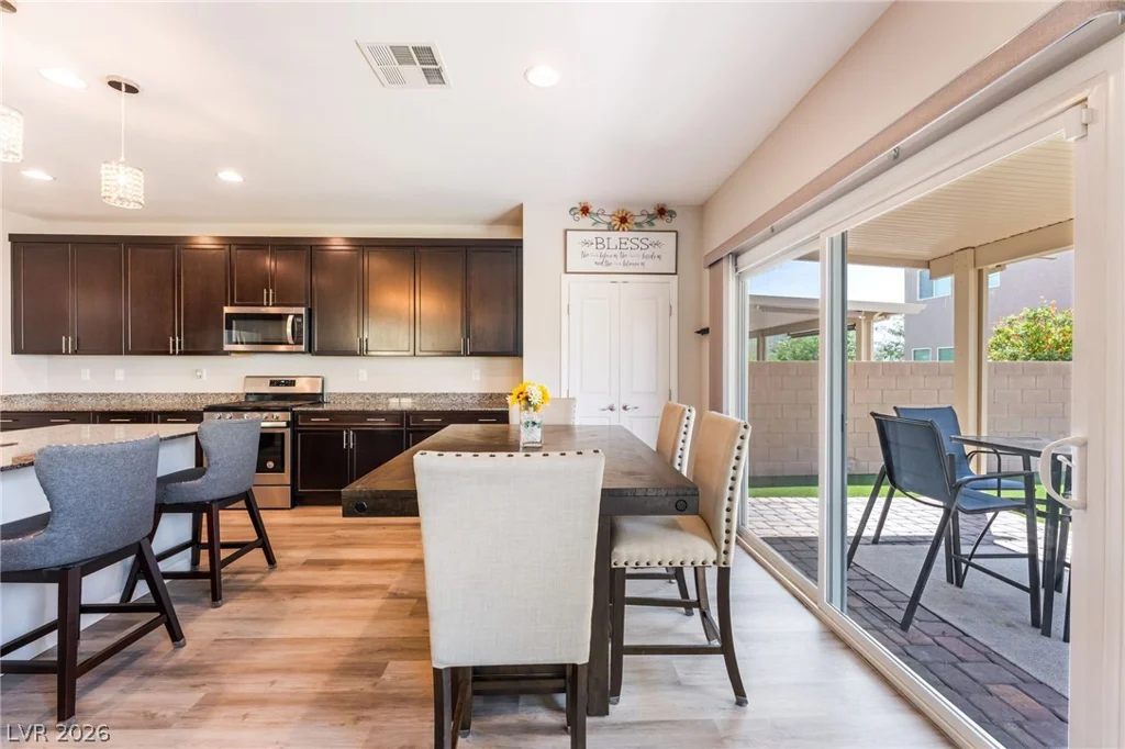 115 Broken Wagon, North Las Vegas, NV 89031