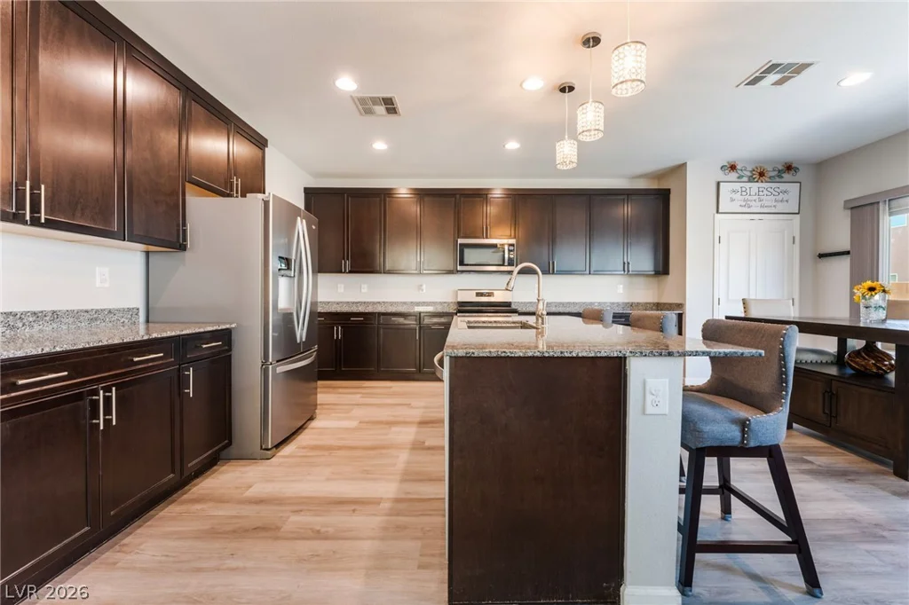 115 Broken Wagon, North Las Vegas, NV 89031