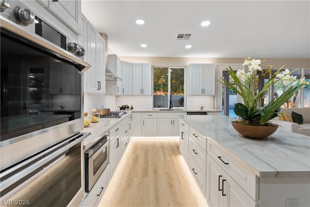 1662 Ravanusa, Henderson, NV 89052