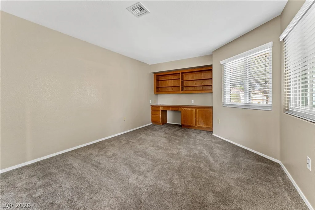 2400 Dove Valley, Las Vegas, NV 89134