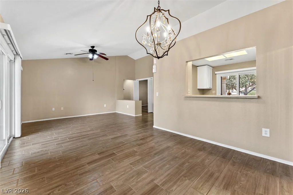 2400 Dove Valley, Las Vegas, NV 89134