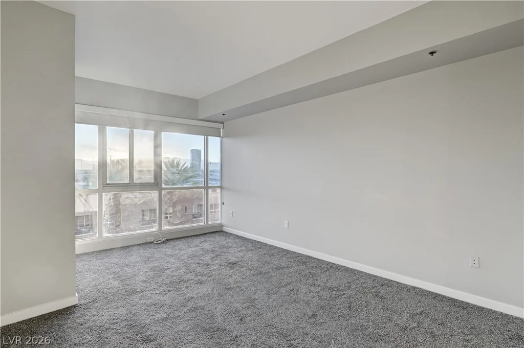 4575 Dean Martin, Las Vegas, NV 89103