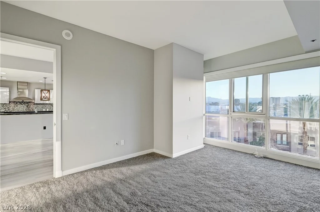4575 Dean Martin, Las Vegas, NV 89103