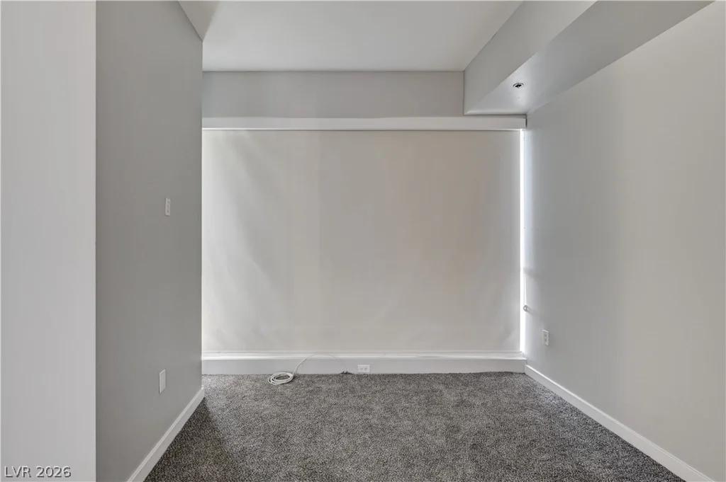 4575 Dean Martin, Las Vegas, NV 89103