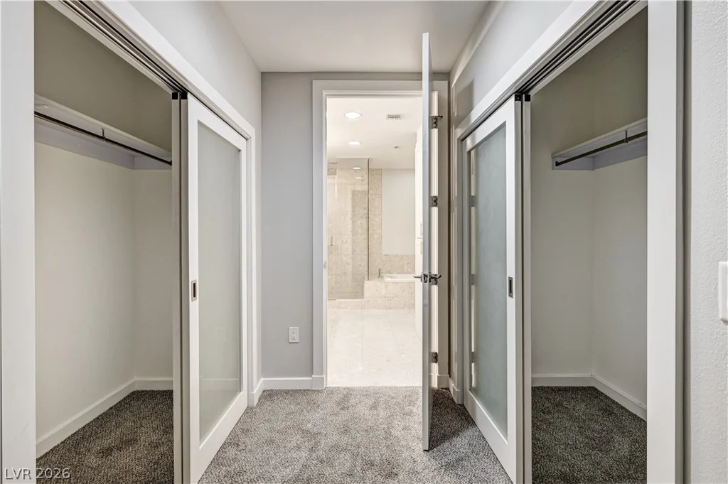 4575 Dean Martin, Las Vegas, NV 89103