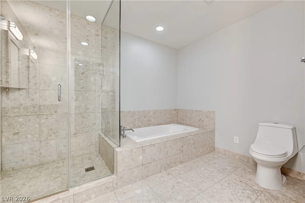 4575 Dean Martin, Las Vegas, NV 89103