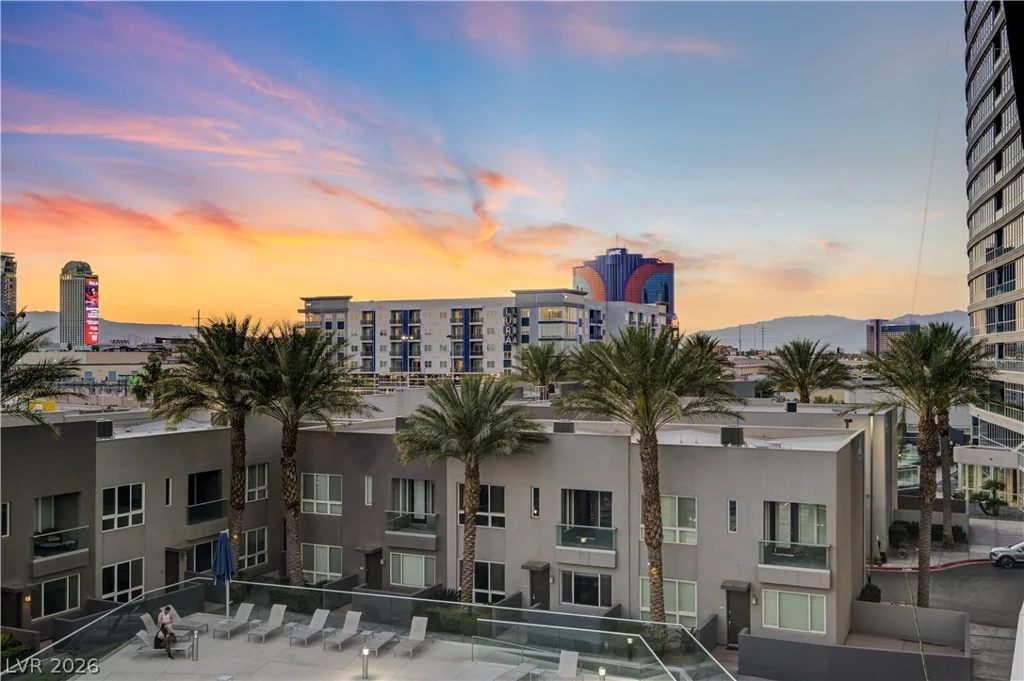 4575 Dean Martin, Las Vegas, NV 89103