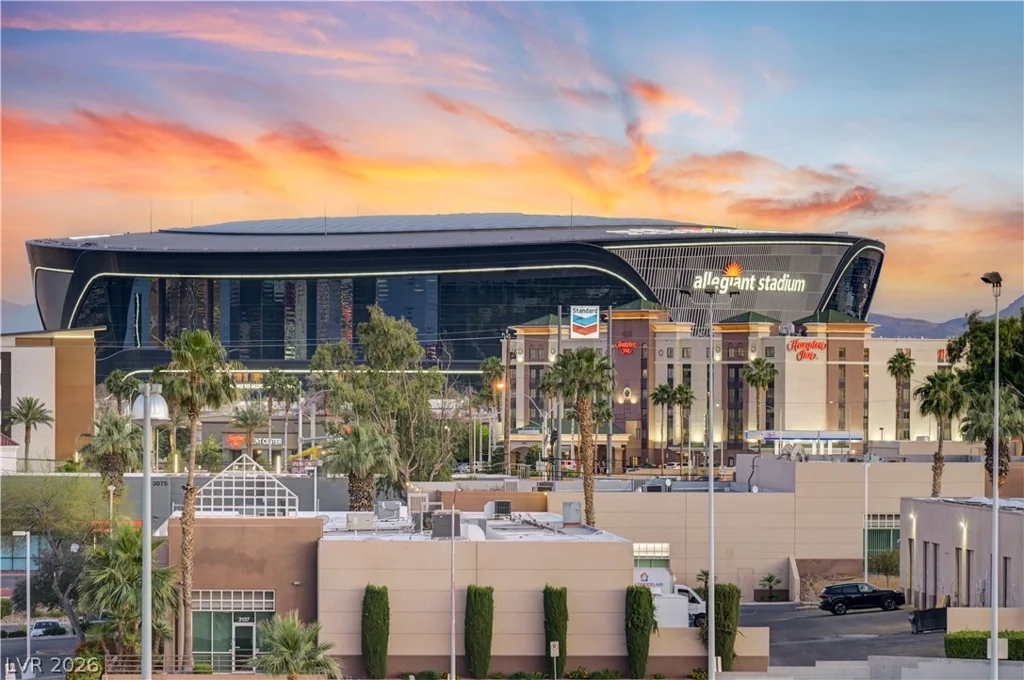 4575 Dean Martin, Las Vegas, NV 89103