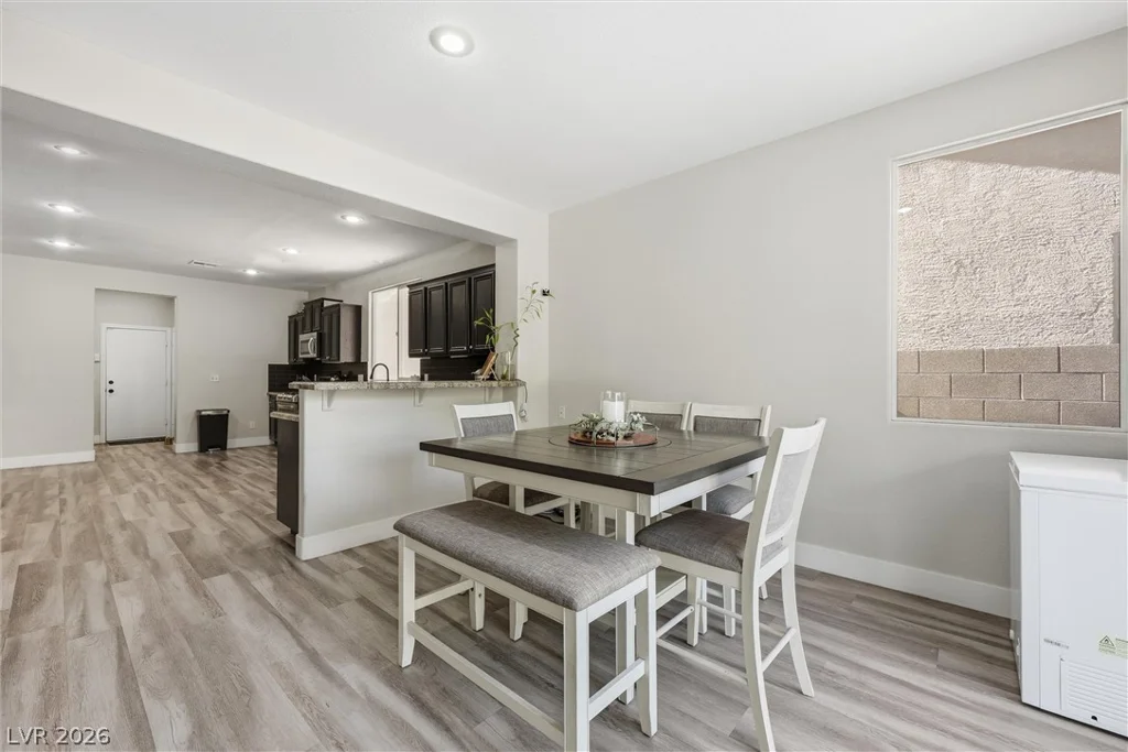 7916 Flat Creek, Las Vegas, NV 89131