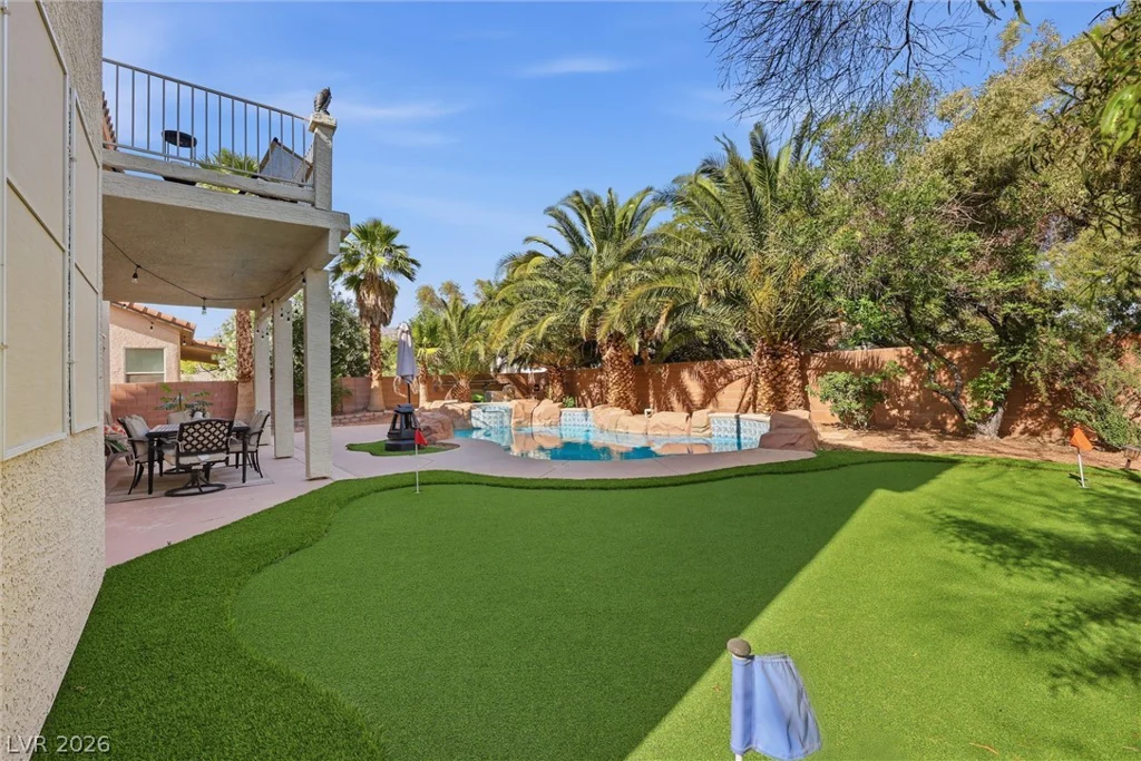 7916 Flat Creek, Las Vegas, NV 89131