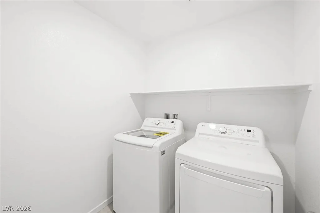 5913 Yee Haw, North Las Vegas, NV 89081