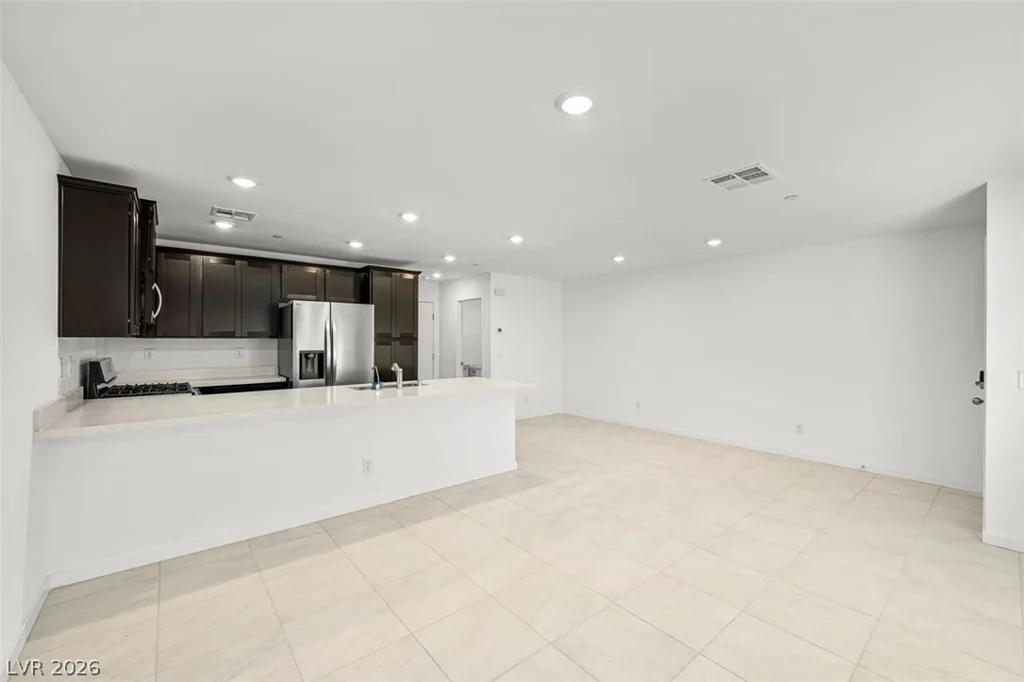 5913 Yee Haw, North Las Vegas, NV 89081