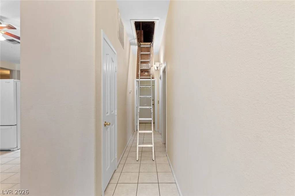 1210 Stoneypeak, North Las Vegas, NV 89081