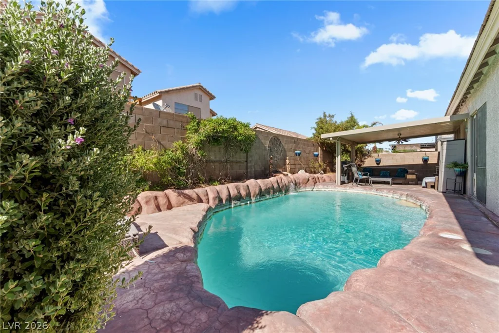 1210 Stoneypeak, North Las Vegas, NV 89081