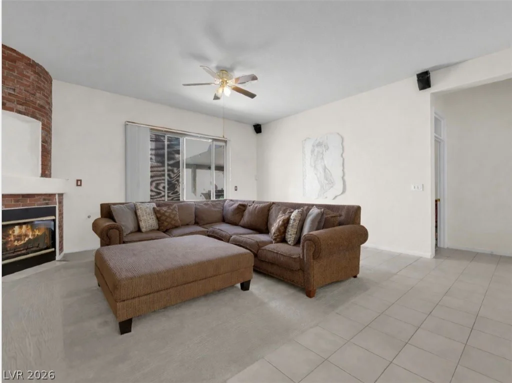 1210 Stoneypeak, North Las Vegas, NV 89081