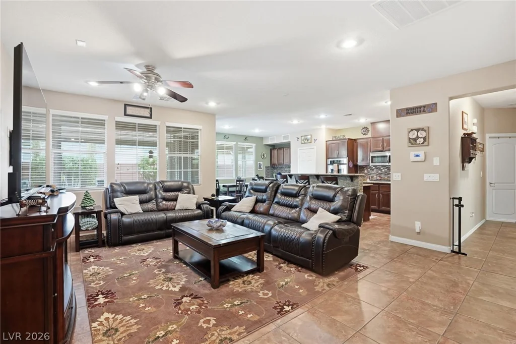 7286 Arrowrock, Las Vegas, NV 89179