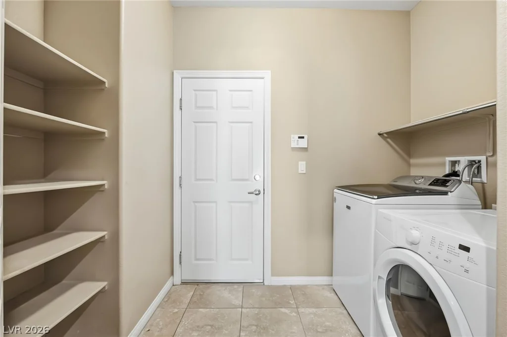 2110 Hunt Woods, Laughlin, NV 89029