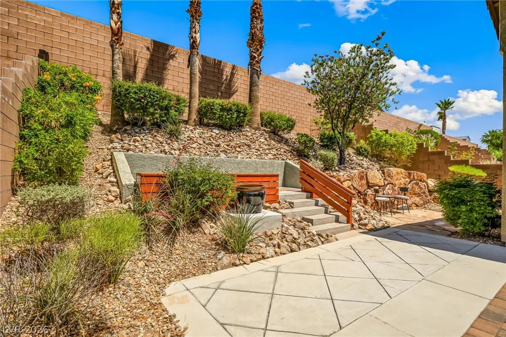 2110 Hunt Woods, Laughlin, NV 89029