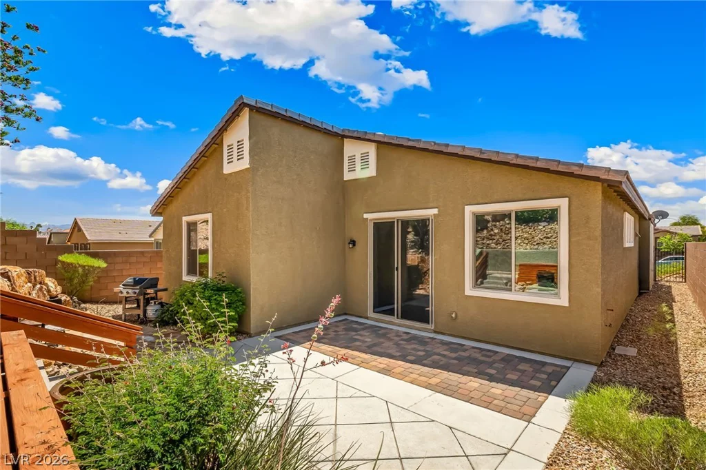 2110 Hunt Woods, Laughlin, NV 89029