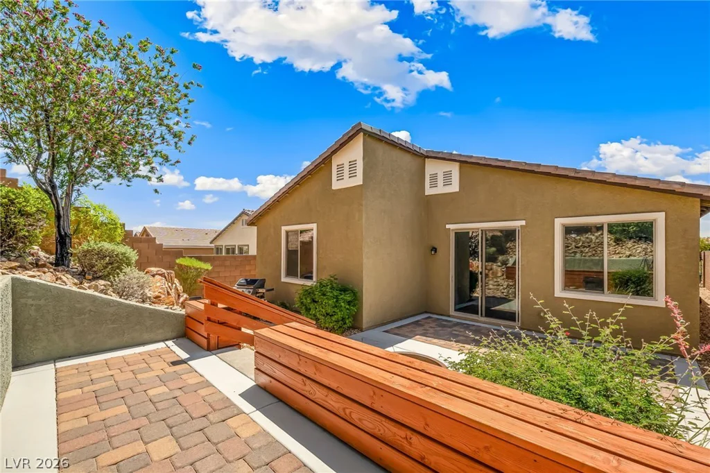 2110 Hunt Woods, Laughlin, NV 89029