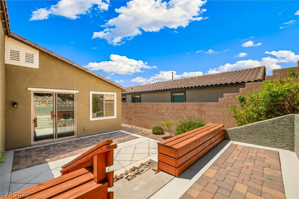 2110 Hunt Woods, Laughlin, NV 89029