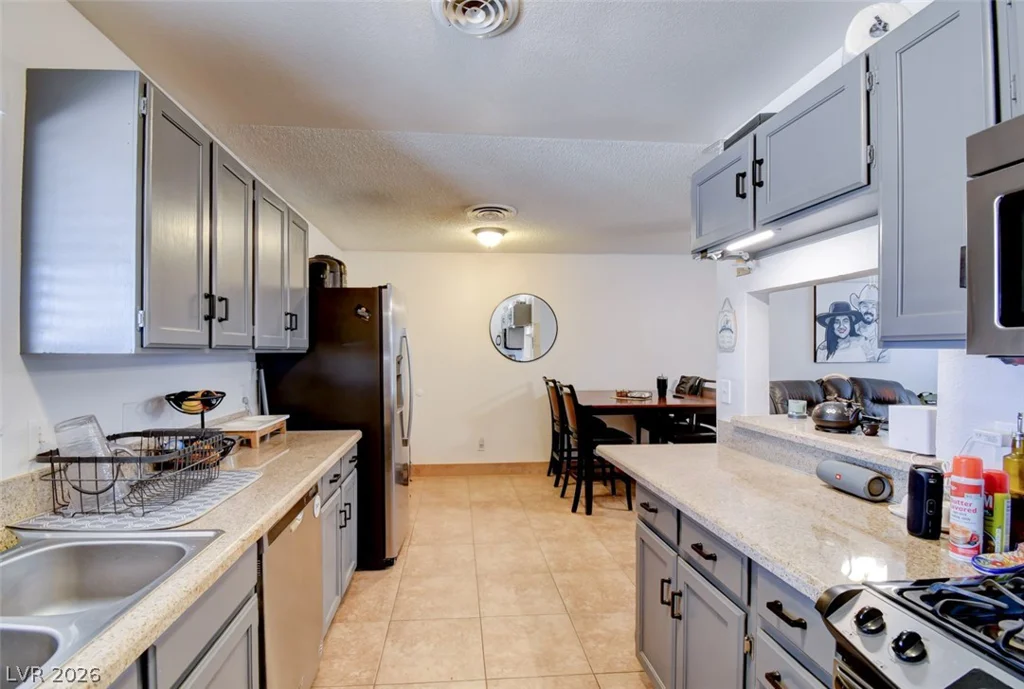 936 Greenville, Henderson, NV 89015