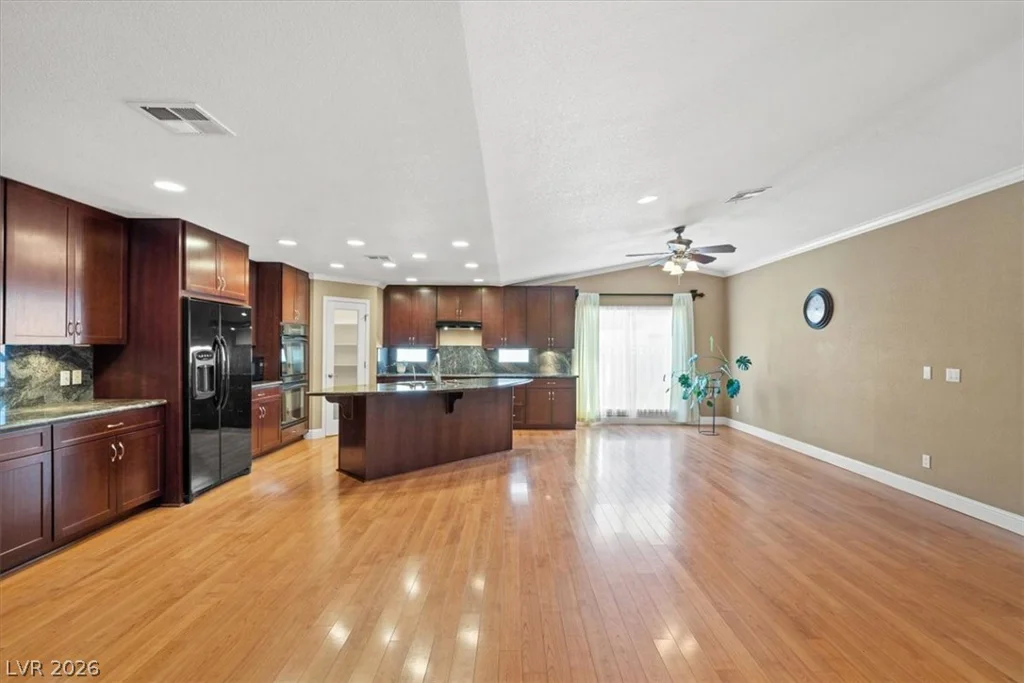 1512 Padova, Las Vegas, NV 89117