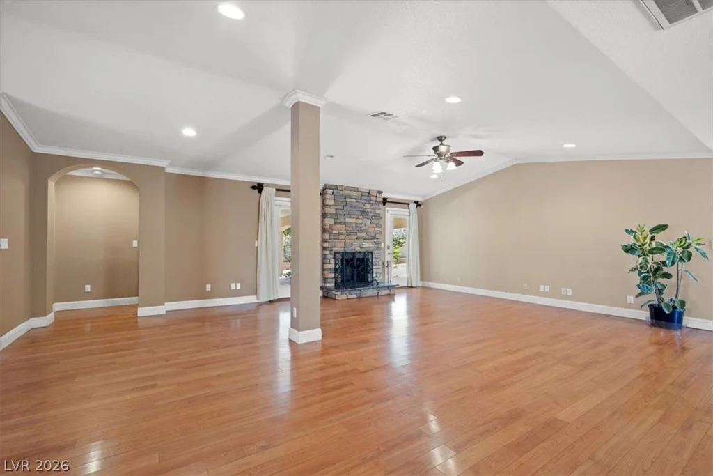 1512 Padova, Las Vegas, NV 89117