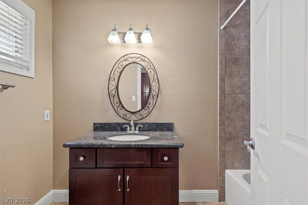 1512 Padova, Las Vegas, NV 89117
