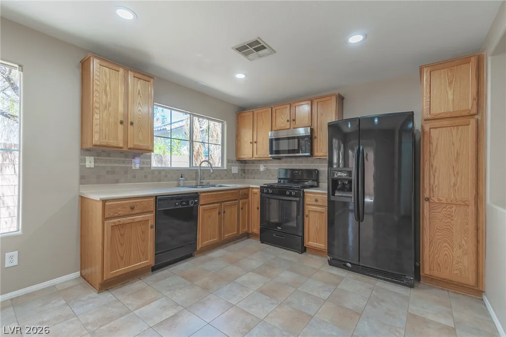 67 Desert Coyote, Henderson, NV 89012