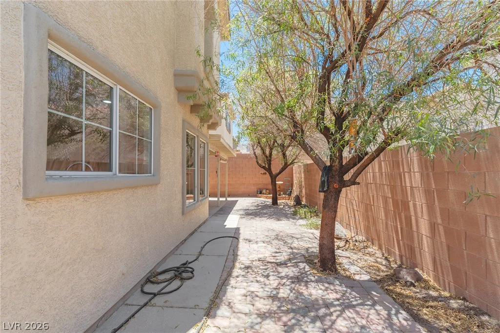 67 Desert Coyote, Henderson, NV 89012