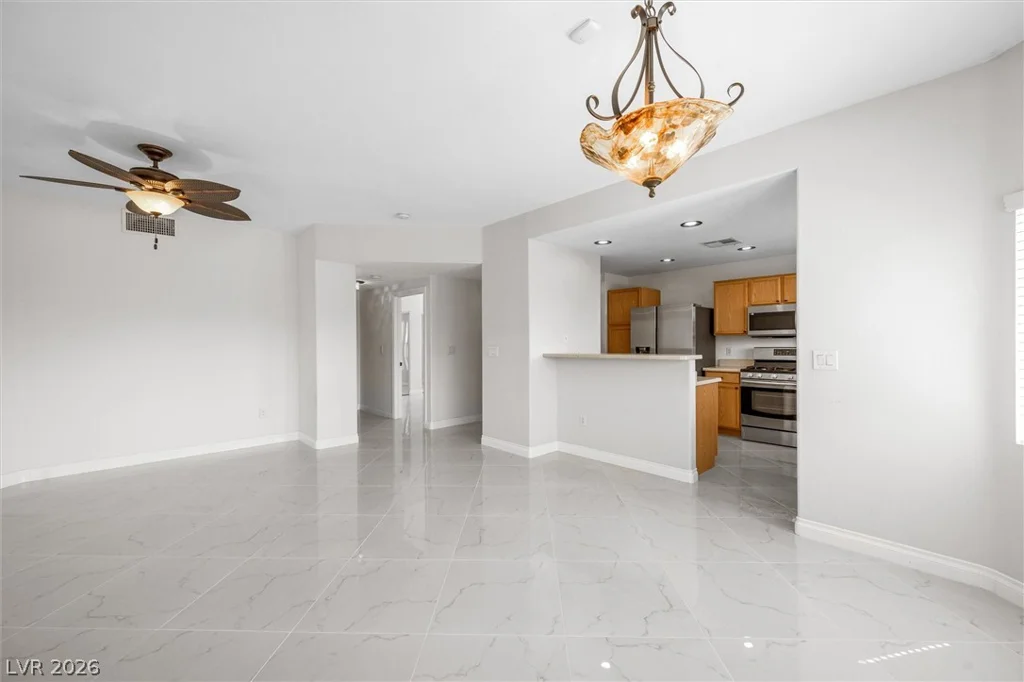 9330 Maule, Las Vegas, NV 89148