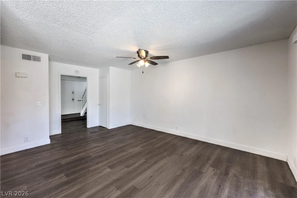 3505 Mercury, North Las Vegas, NV 89030