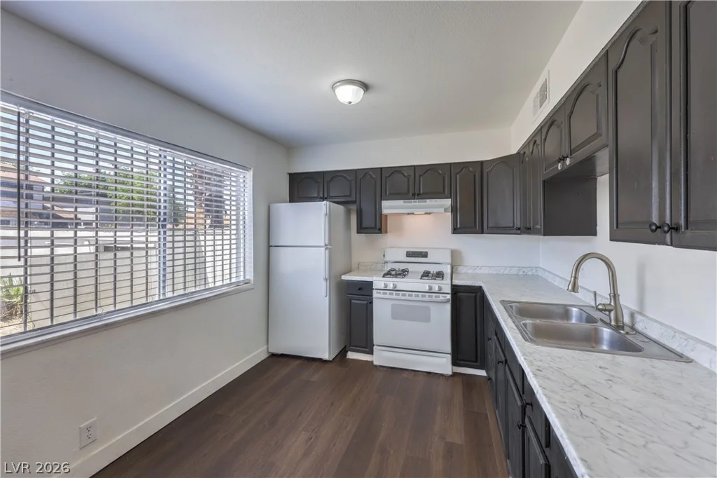 3505 Mercury, North Las Vegas, NV 89030
