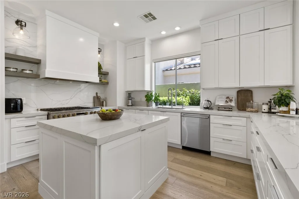 2797 Turtle Head Peak Dr, Las Vegas, NV 89135