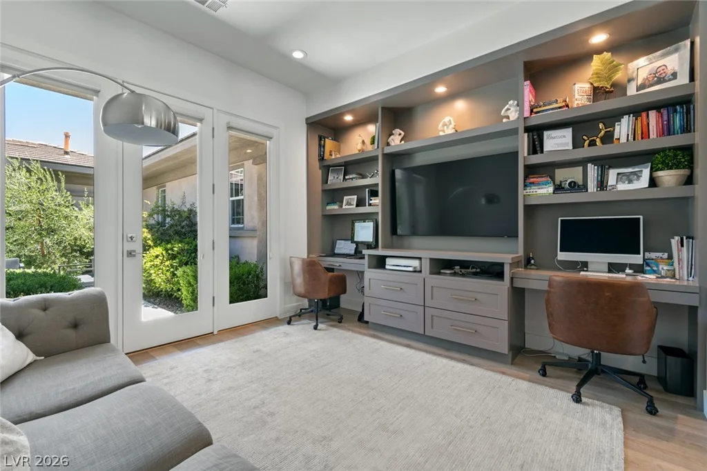 2797 Turtle Head Peak Dr, Las Vegas, NV 89135